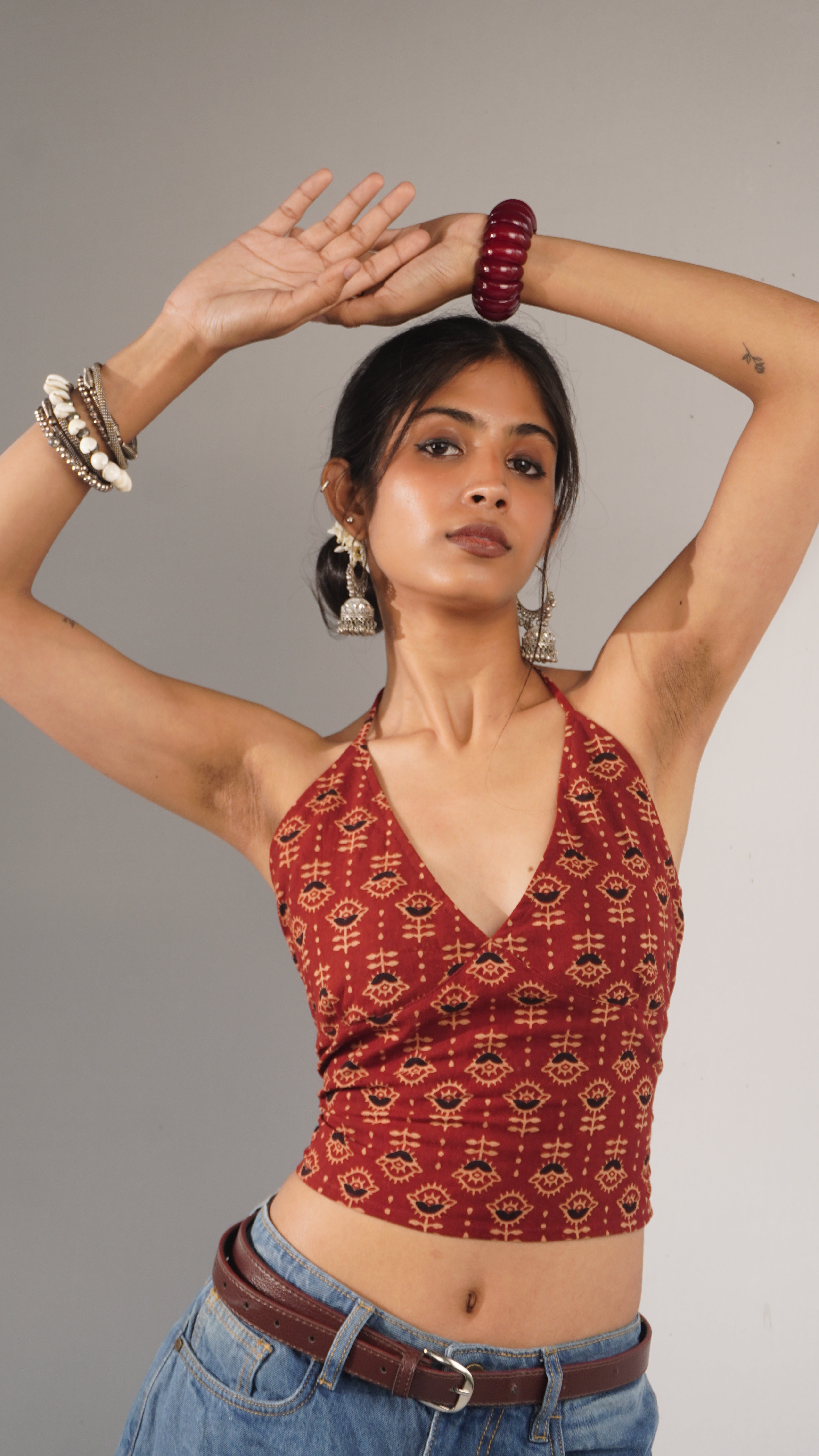 Mirchi Top